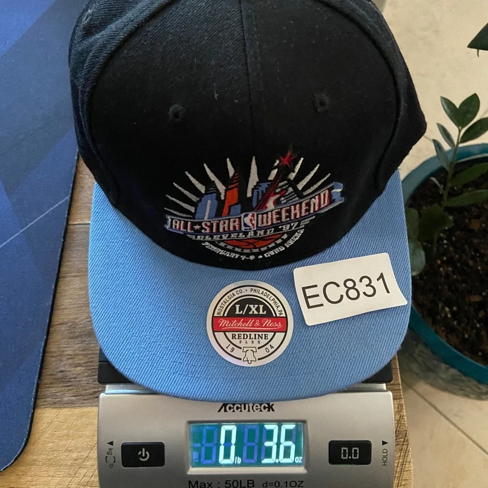 Mitchell & Ness 1997 NBA All Star Weekend Cleveland Hat Men 7 3/8 Black Blue Cap